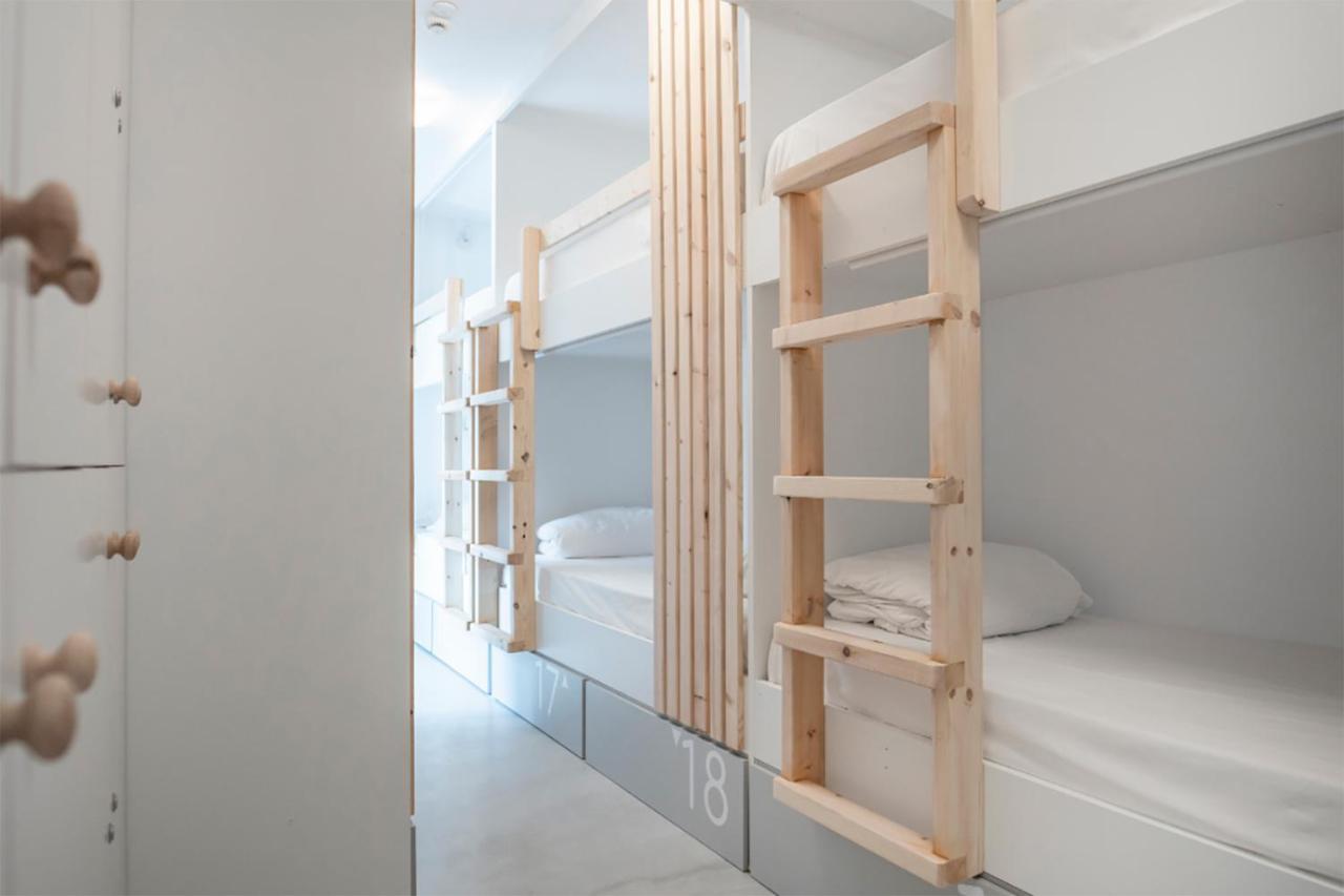 Bedspot Hostel Fira  Ngoại thất bức ảnh
