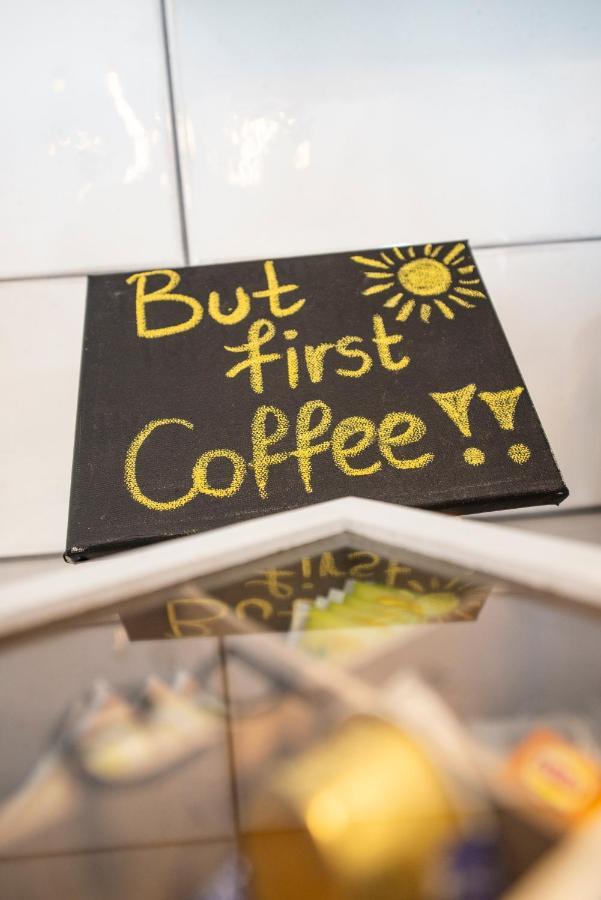 Bedspot Hostel Fira  Ngoại thất bức ảnh